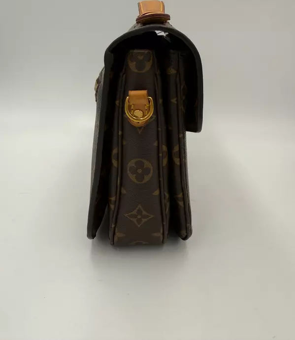 LOUIS VUITTON METIS Monogram Handbag thumbnail 7